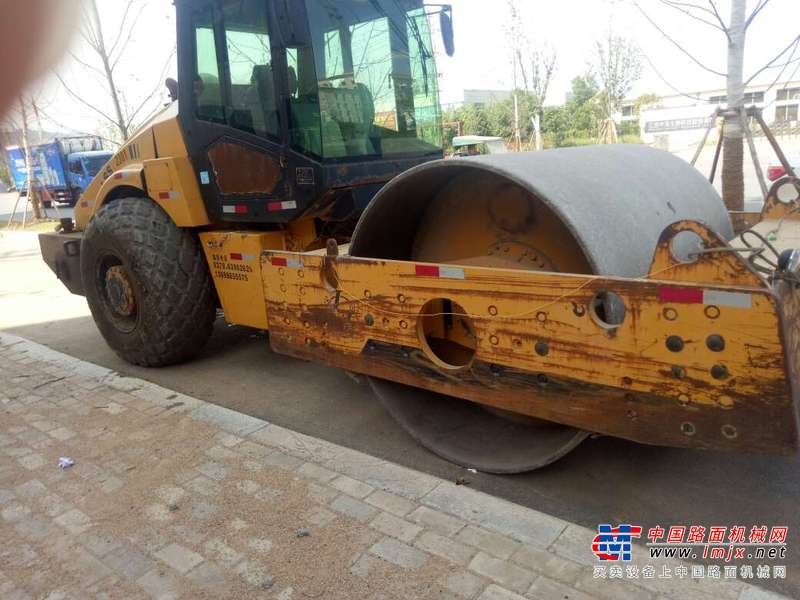 江西出售转让二手9200小时2009年洛阳路通LT220S单钢轮压路机