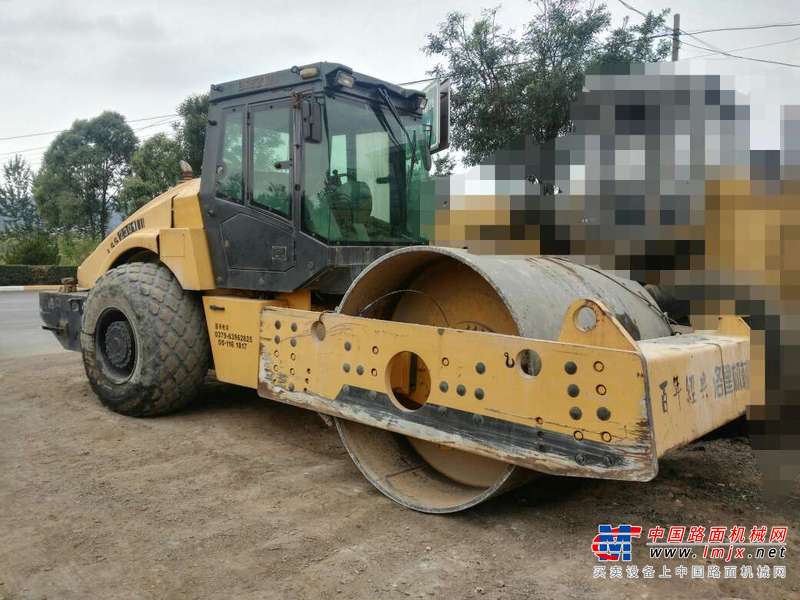 山西出售转让二手6200小时2012年洛建LSS2301单钢轮压路机