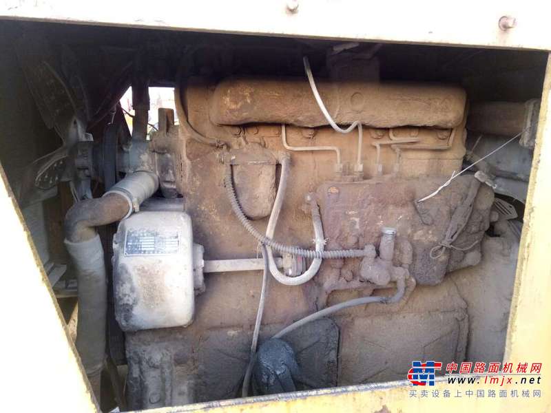 山西出售转让二手10000小时2005年徐工XD143三轮压路机