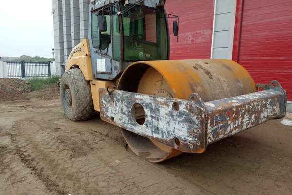 陕西出售转让二手4200小时2010年洛建LSS220单钢轮压路机