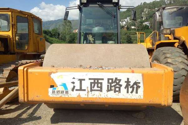 云南出售转让二手532小时2016年龙工LG523B6单钢轮压路机