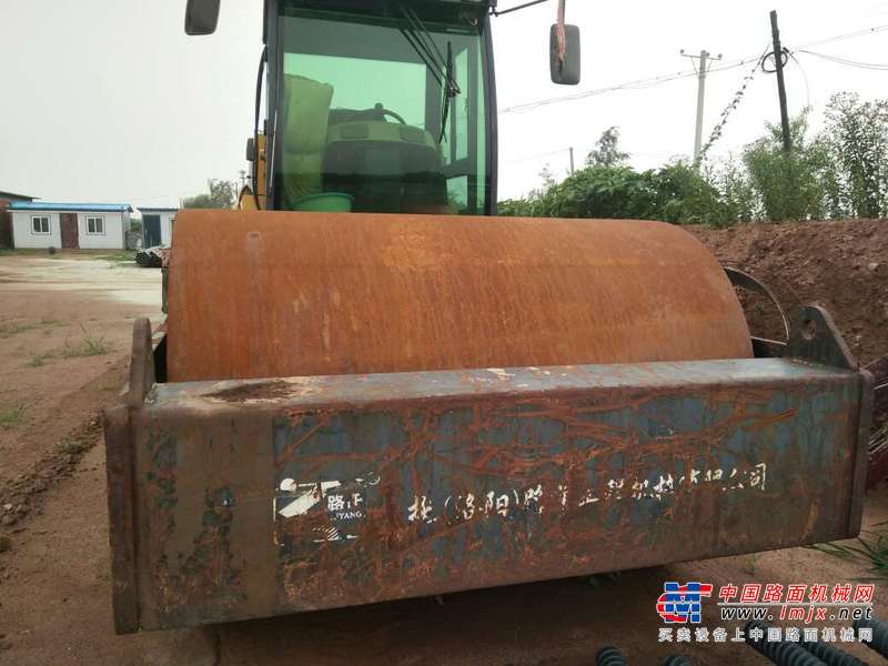 辽宁出售转让二手3000小时2005年洛阳路通LT220B单钢轮压路机