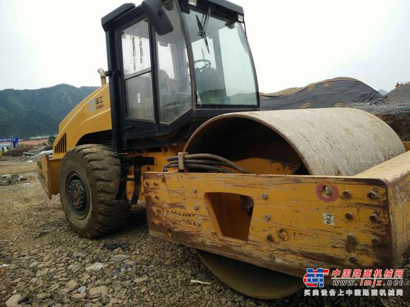 河北出售转让二手8500小时2011年厦工XG6224M单钢轮压路机