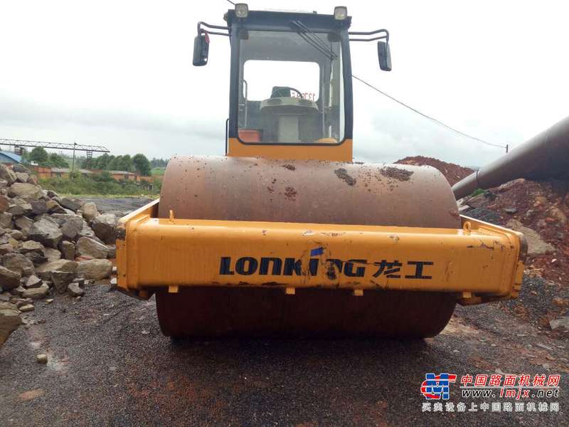 云南出售转让二手8632小时2009年龙工LG520A单钢轮压路机