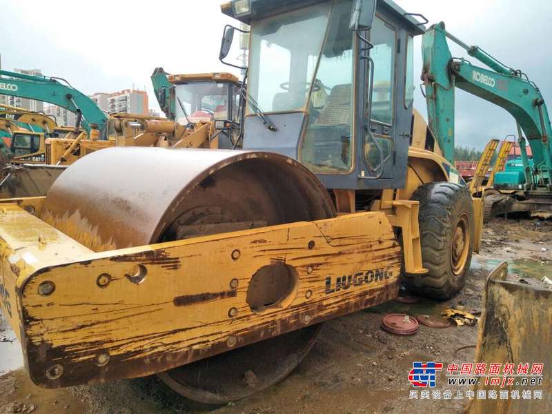 云南出售转让二手3000小时2010年柳工CLG622单钢轮压路机