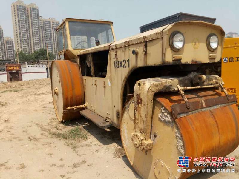 山西出售转让二手5600小时2005年徐工3Y18三轮压路机