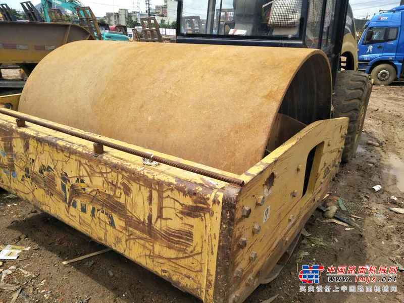云南出售转让二手2000小时2011年厦工XG6224M单钢轮压路机