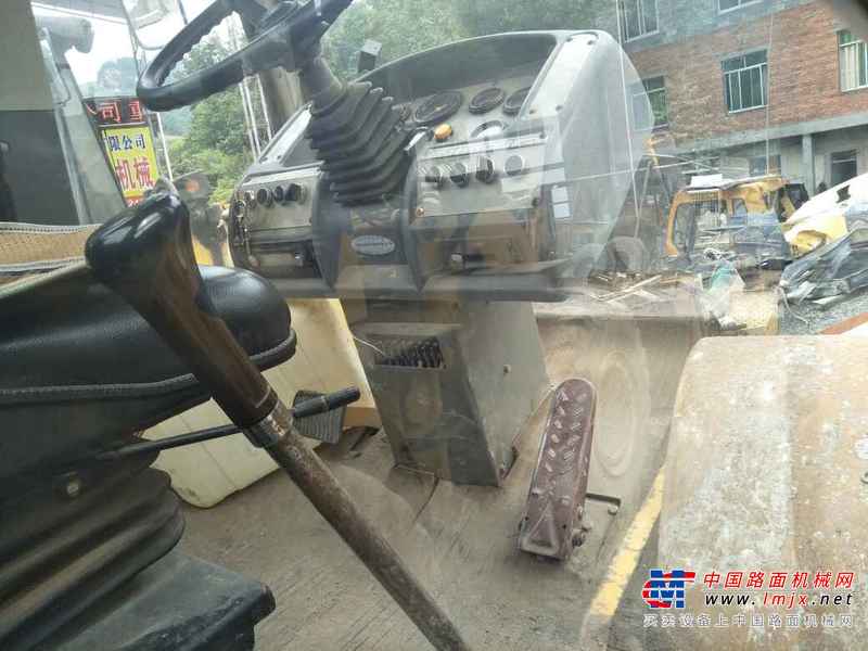 重庆出售转让二手4000小时2013年龙工LG520B单钢轮压路机