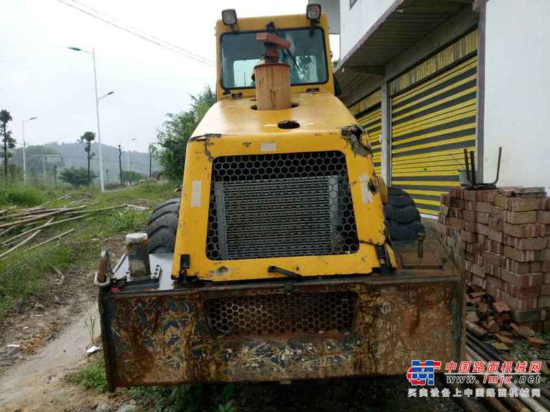 贵州出售转让二手8645小时2011年山推SR26T单钢轮压路机