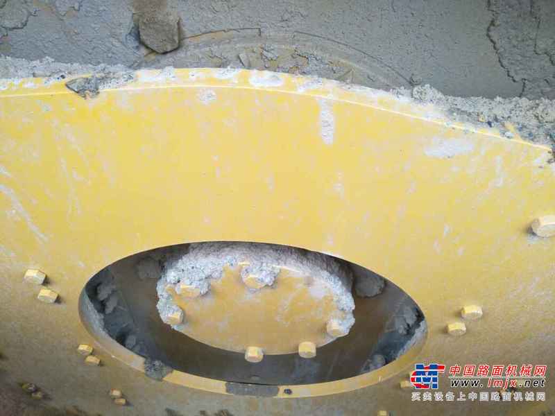 云南出售转让二手3000小时2014年厦工XG622MH单钢轮压路机