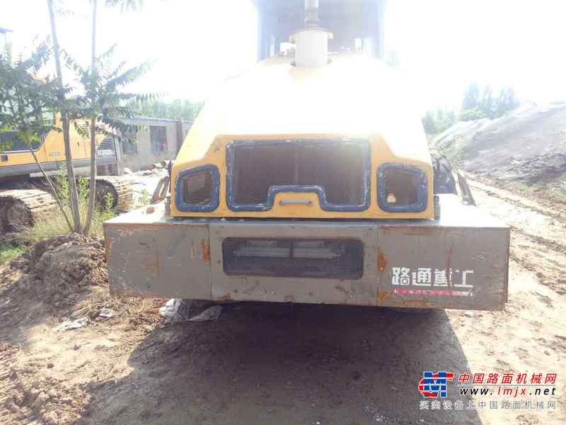 陕西出售转让二手3400小时2012年洛阳路通LT623B单钢轮压路机