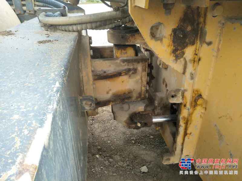 云南出售转让二手5000小时2009年洛阳路通LT320S单钢轮压路机