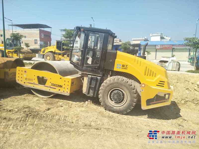 云南出售转让二手3000小时2014年厦工XG6224M单钢轮压路机