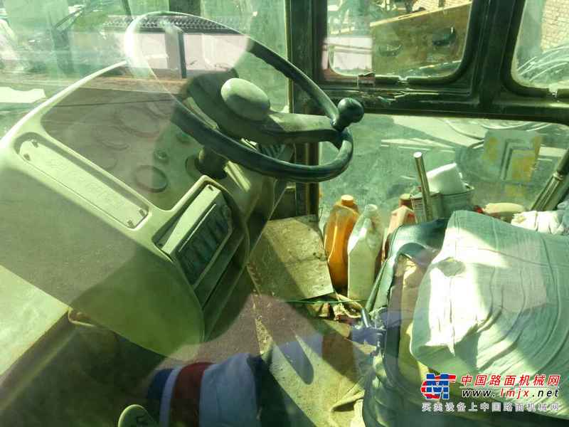 陕西出售转让二手2000小时2006年洛阳路通LT220B单钢轮压路机
