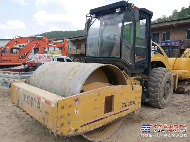 陕西出售转让二手4000小时2011年厦工XG6204M单钢轮压路机