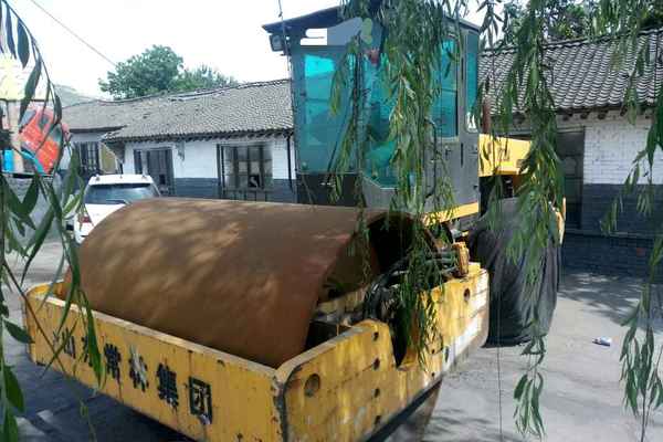 山西出售转让二手2000小时2006年常林YZ20单钢轮压路机