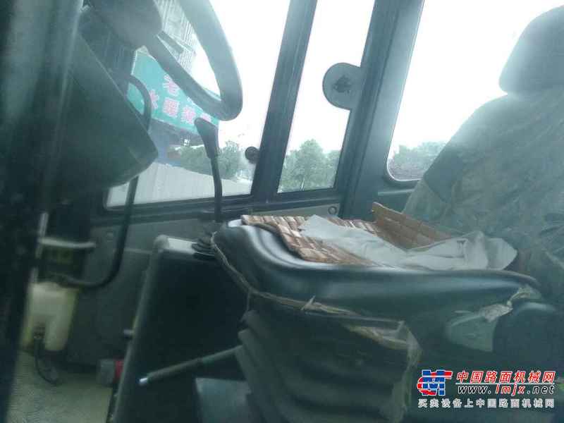 江苏出售转让二手6000小时2007年徐工XS162J单钢轮压路机