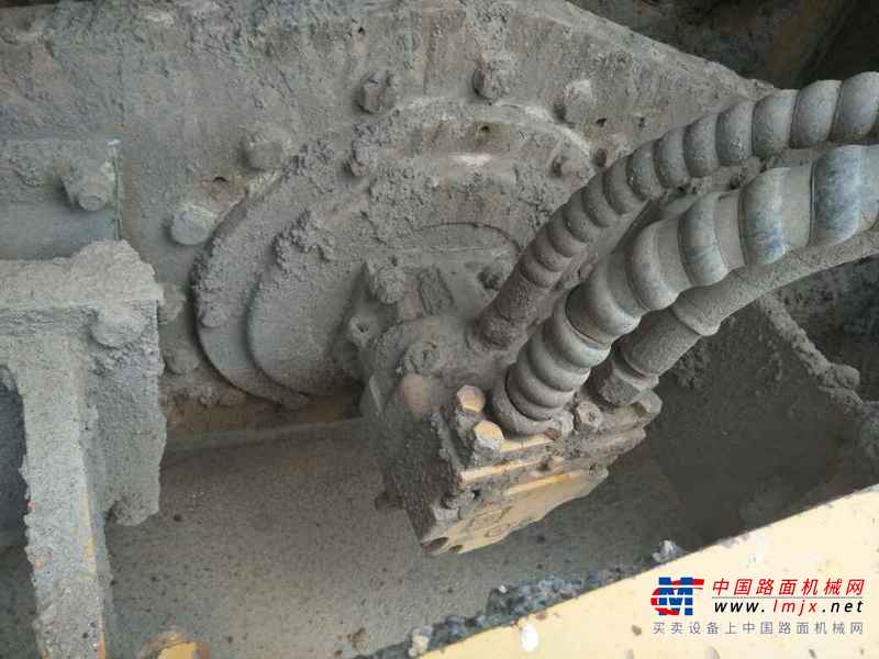 云南出售转让二手5000小时2010年洛建LSS2301单钢轮压路机