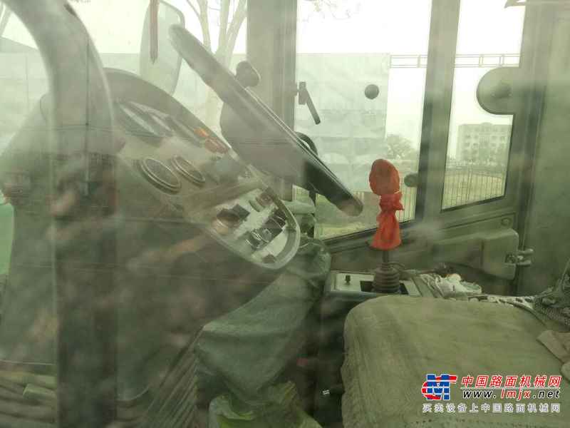 黑龙江出售转让二手6700小时2010年徐工XS262J单钢轮压路机