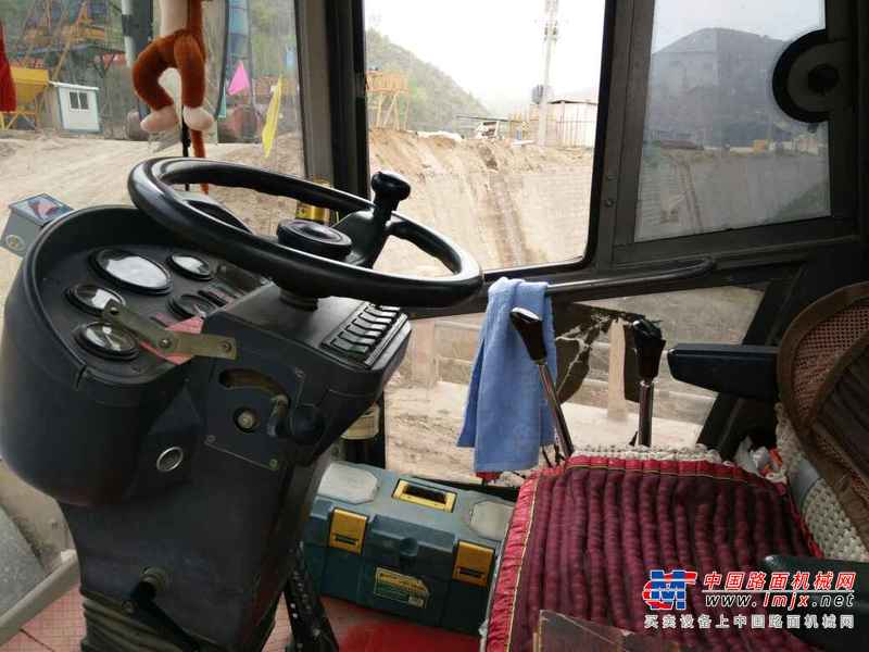 陕西出售转让二手2600小时2013年洛阳路通LT623B单钢轮压路机