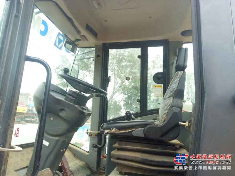 广西出售转让二手2000小时2015年徐工XS222J单钢轮压路机