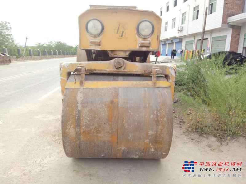 陕西出售转让二手5000小时2005年洛建3Y18X21三轮压路机