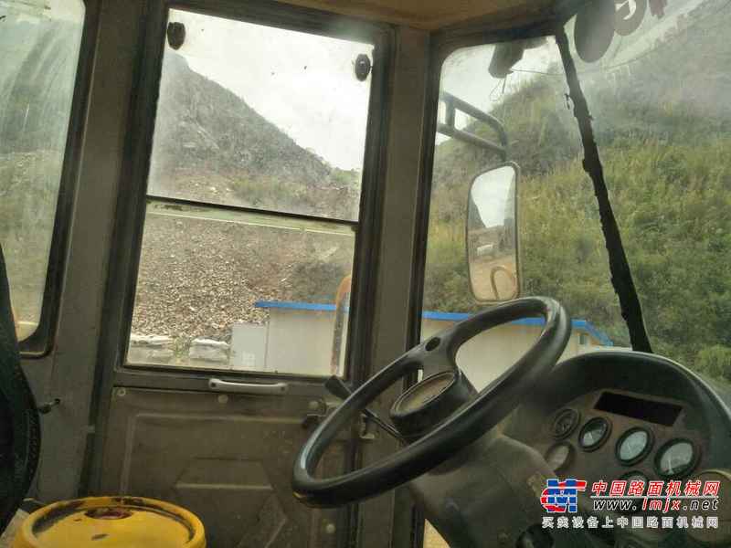 云南出售转让二手4000小时2009年徐工XSM220单钢轮压路机
