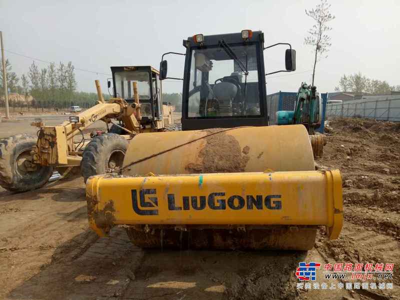 河南出售转让二手1000小时2016年柳工CLG6122单钢轮压路机