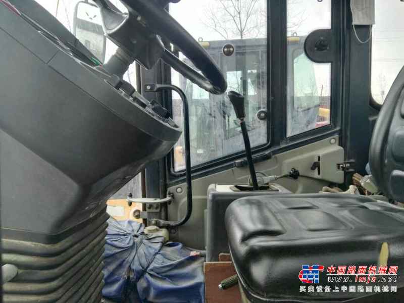 江苏出售转让二手2000小时2012年徐工XS202JE单钢轮压路机