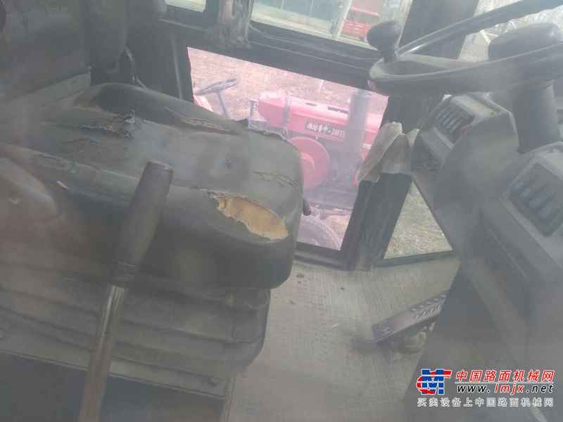 黑龙江出售转让二手8900小时2005年洛阳路通LTJ1821三轮压路机
