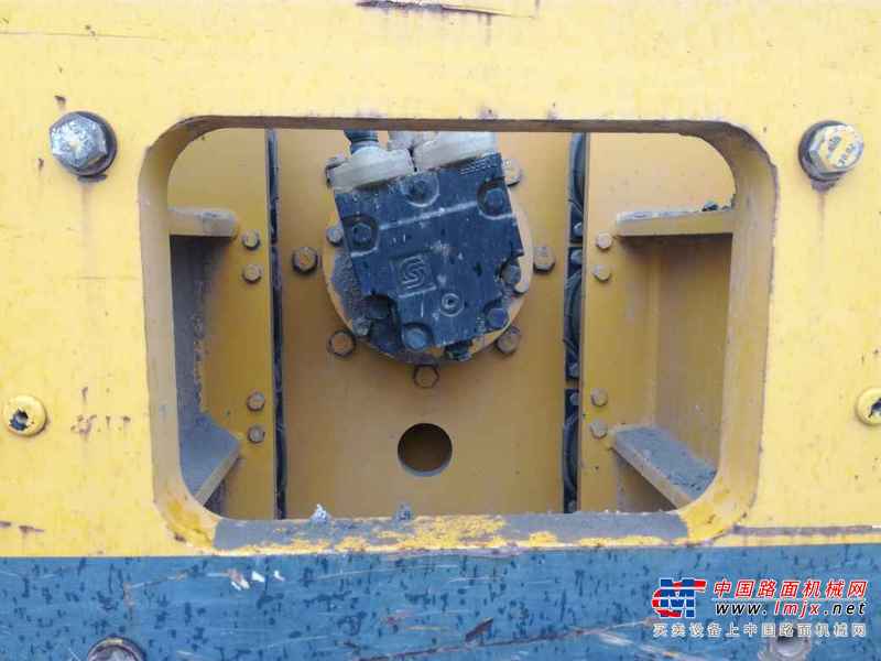 河南出售转让二手2000小时2010年山推SR20M单钢轮压路机