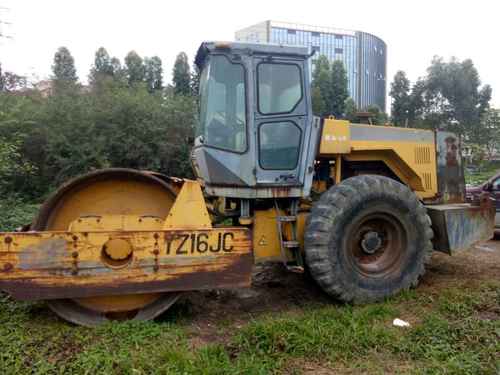 广东出售转让二手5000小时2006年洛建YZ16B单钢轮压路机