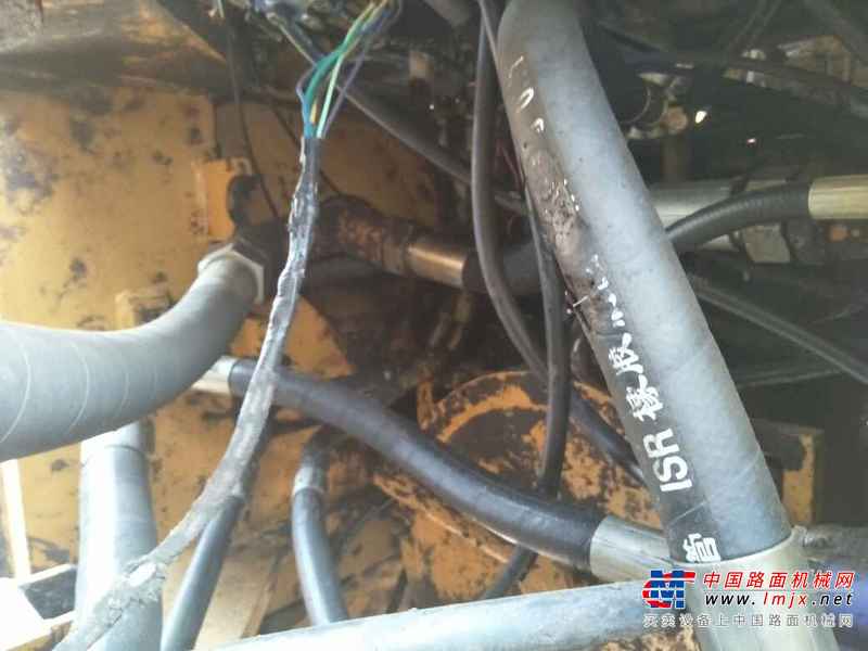 云南出售转让二手3000小时2010年洛阳路通LT220S单钢轮压路机