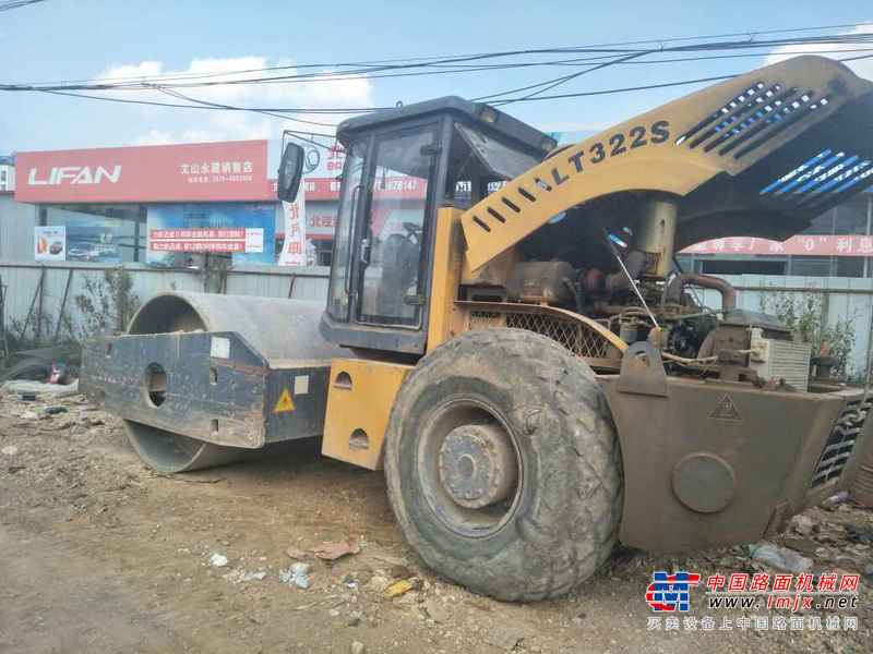 云南出售转让二手3000小时2010年洛阳路通LT220S单钢轮压路机