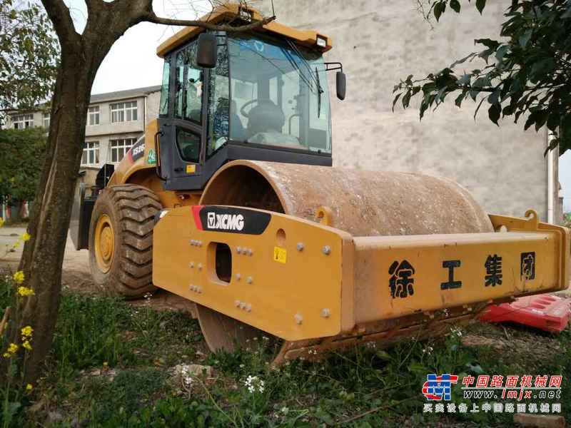 湖北出售转让二手300小时2016年徐工XS263J单钢轮压路机