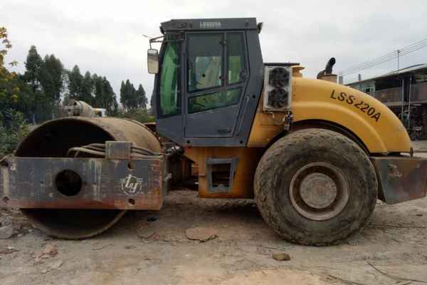 广东出售转让二手5300小时2009年洛建LSS220单钢轮压路机