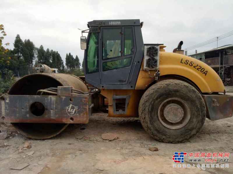 广东出售转让二手5300小时2009年洛建LSS220单钢轮压路机