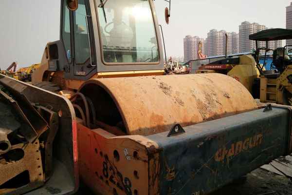 湖北出售转让二手5000小时2009年常林8228单钢轮压路机