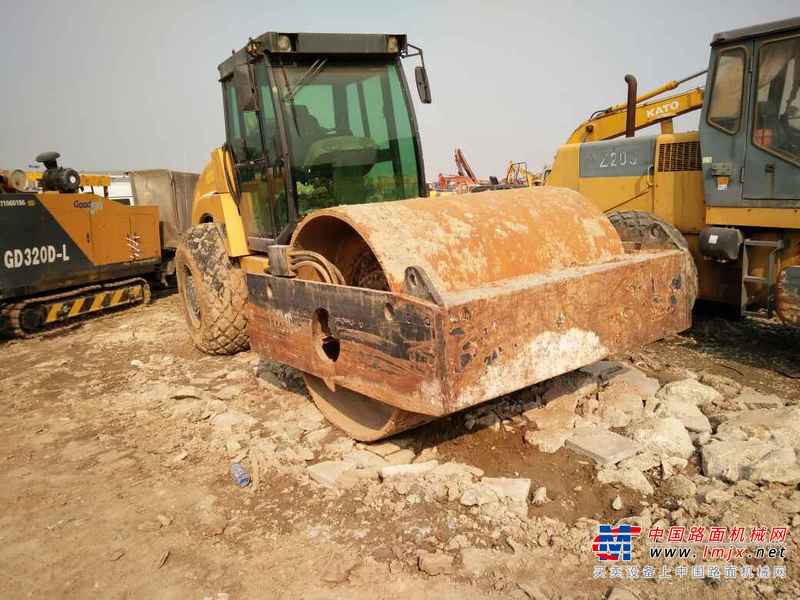 湖北出售转让二手5000小时2007年洛阳路通LT220S单钢轮压路机