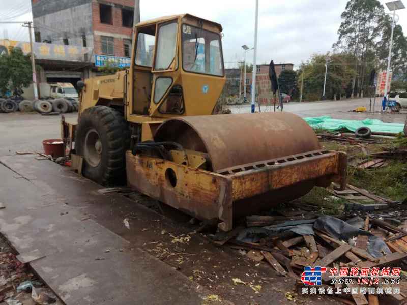 广西出售转让二手20000小时2004年徐工YZ16JC单钢轮压路机