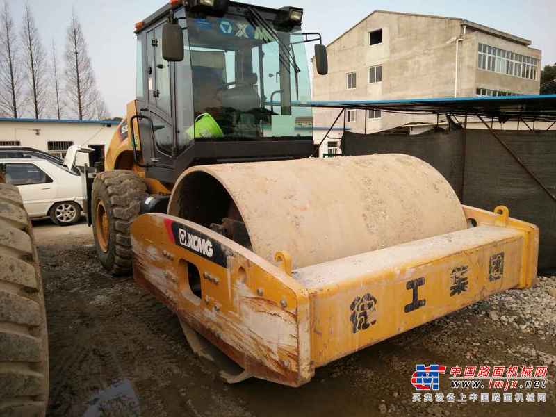 湖北出售转让二手1200小时2014年徐工XS223J单钢轮压路机