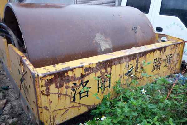 广东出售转让二手9000小时2008年洛阳路通YZ20F单钢轮压路机