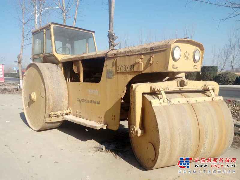 山西出售转让二手8720小时2003年洛阳路通3Y18X21三轮压路机