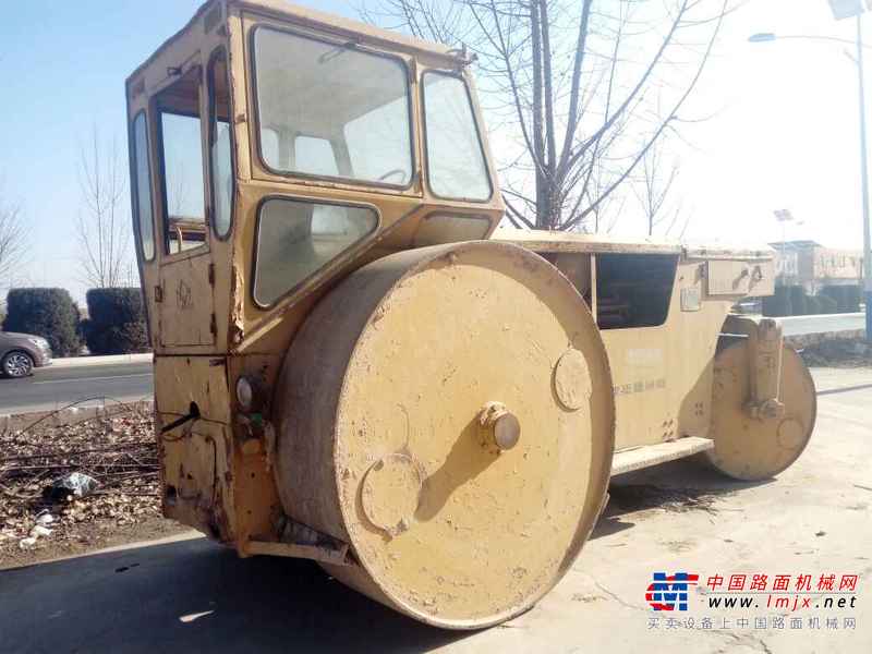 山西出售转让二手8720小时2003年洛阳路通3Y18X21三轮压路机
