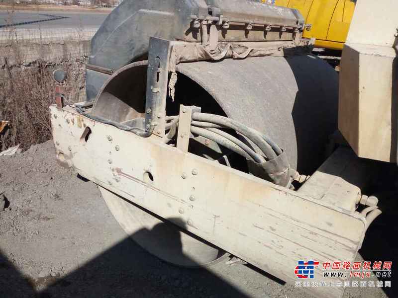 云南出售转让二手3500小时2012年徐工YZC10双钢轮压路机