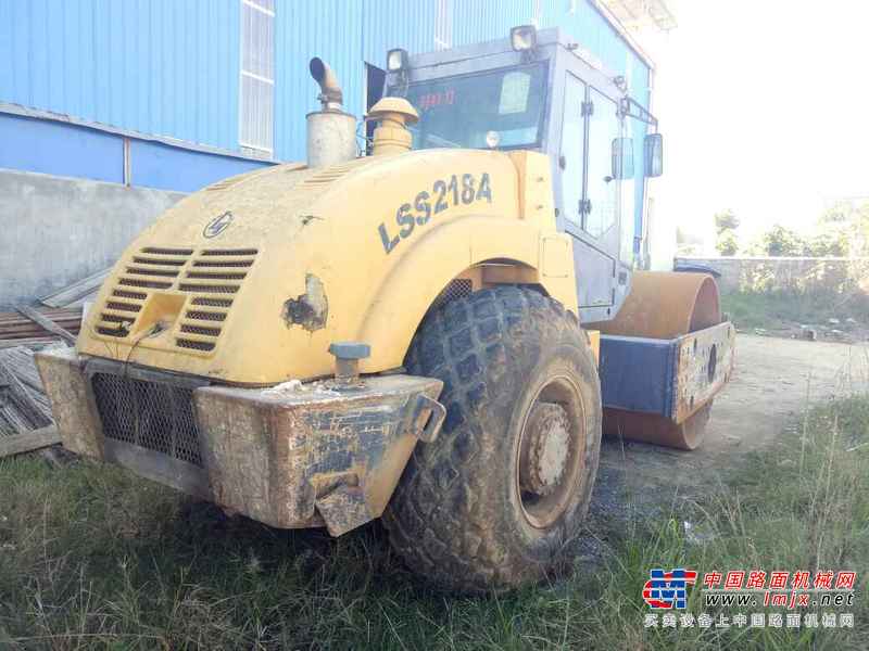 云南出售转让二手6953小时2003年洛建LSS218A单钢轮压路机