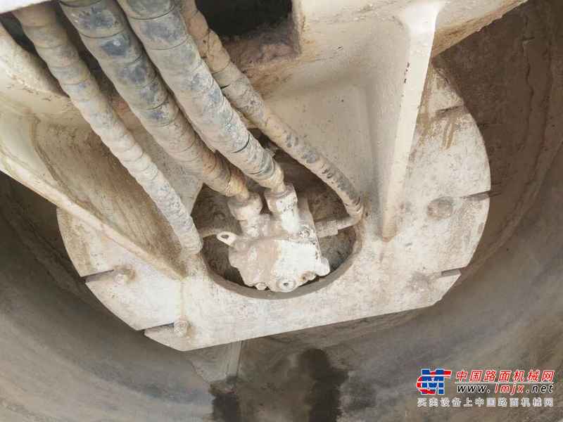 陕西出售转让二手5000小时2011年中联重科YZC13H双钢轮压路机