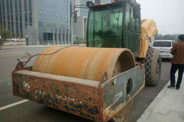 山西出售转让二手5000小时2008年洛阳路通LT220B单钢轮压路机