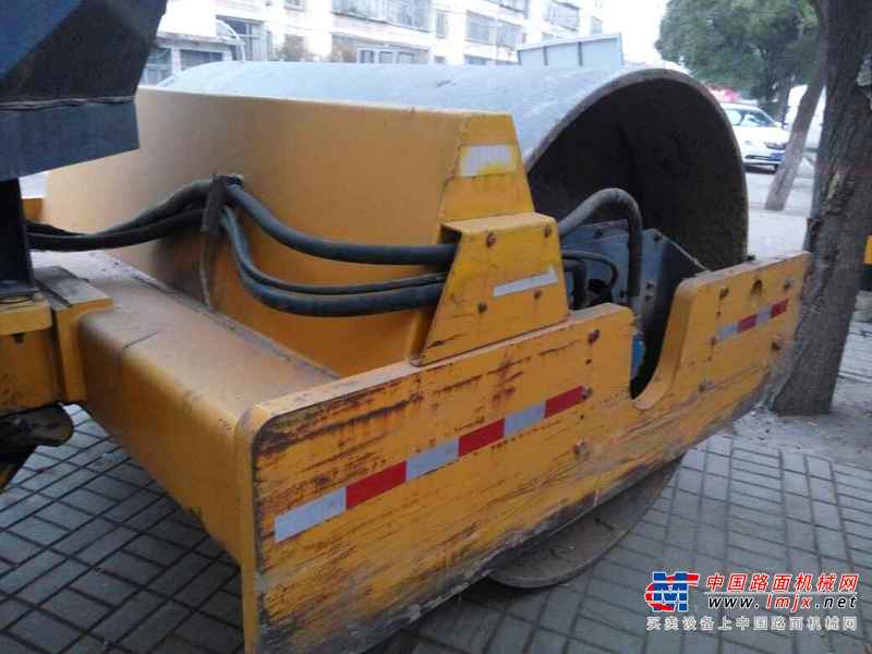 山西出售转让二手4800小时2004年徐工YZ14JC单钢轮压路机