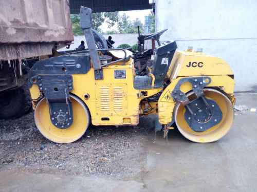 陕西出售转让二手1800小时2014年洛建JCC303双钢轮压路机